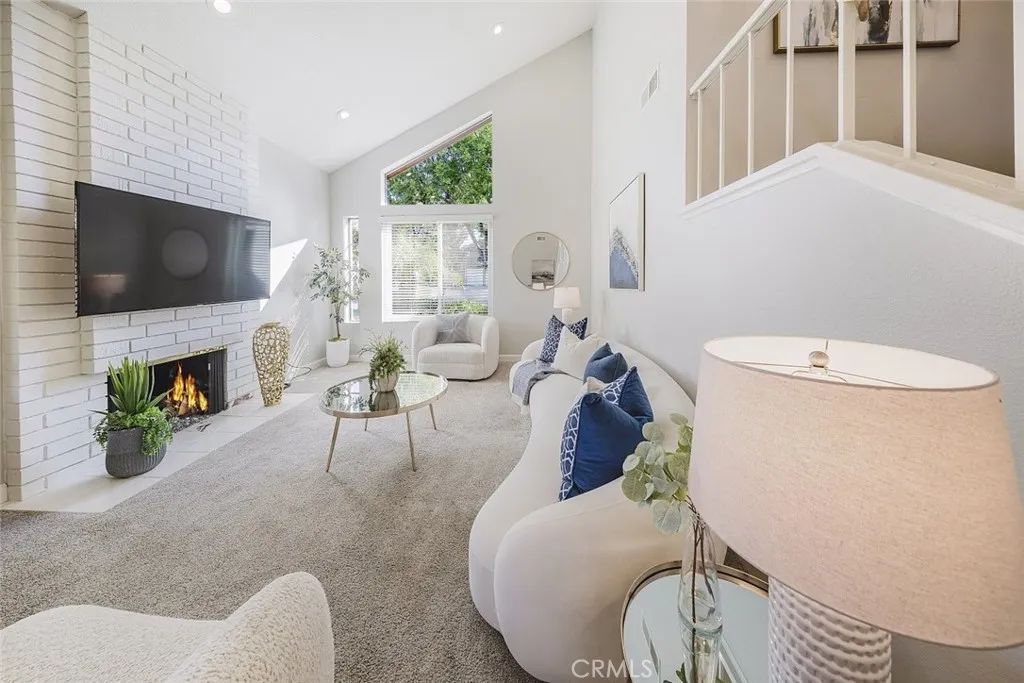 813 Avenida Loma, San Dimas, California 91773 home-pic-5